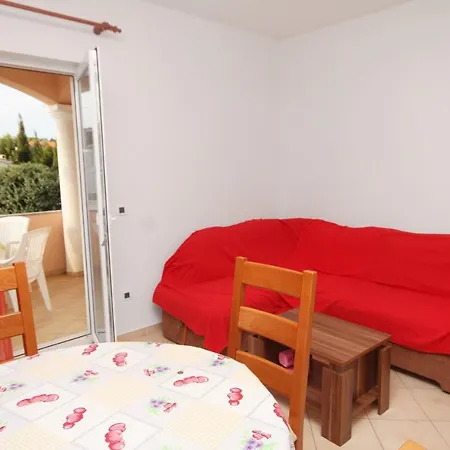 Apartamento By The Sea Vrsi - Mulo, Zadar - 5860 *