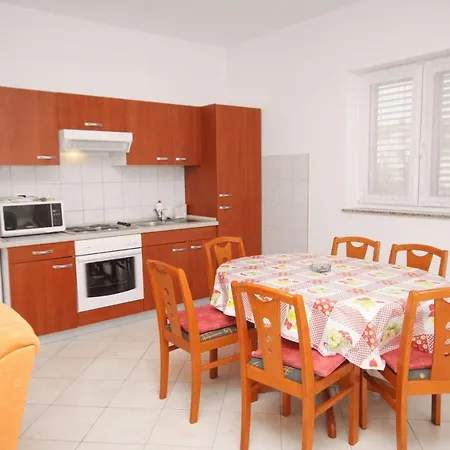 By The Sea Vrsi - Mulo, Zadar - 5860 *