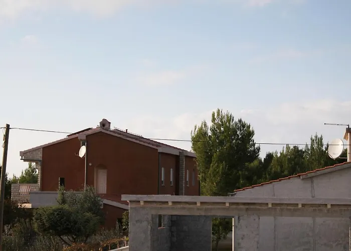 Apartman By The Sea Vrsi - Mulo, Zadar - 5860 *